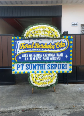 Papan Bunga Duka di Seram Utara Timur Seti