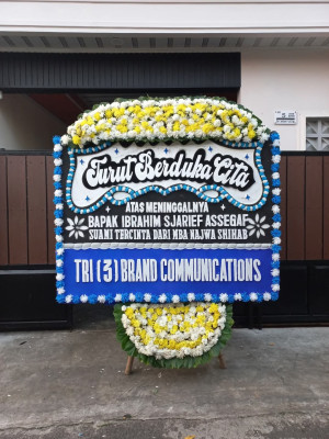 Papan Bunga Duka di Seram Utara Timur Seti